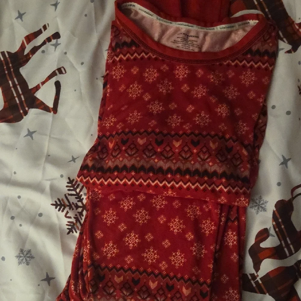 Women's Red Patterned PJs - Picture 5 of 5